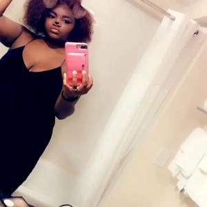 Meet your Posher, Kiara